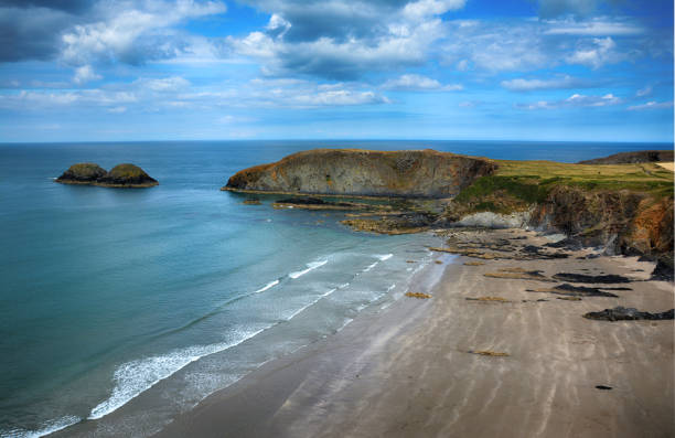 This is a small section of the spectacular Pembrokeshire Coastline between Abereiddy near the Blue Lagoon and the old industrial harbour settlement of Porthgain, in West Wales.