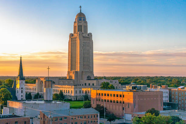 Lincoln, NE landscape Nebraska State Capitol landscape at sunrise nebraska stock pictures, royalty-free photos & images