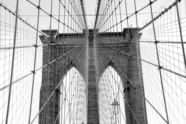 pont de brooklyn - brooklyn bridge bridge brooklyn stone photos et images de collection