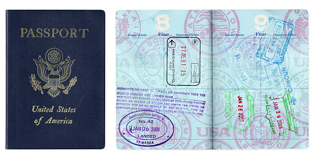 米国のパスポートのビザの旅行 - passport passport stamp usa travel ストックフォトと画像