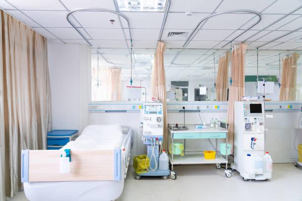 istock Shot of an empty hospital room 1168959285
