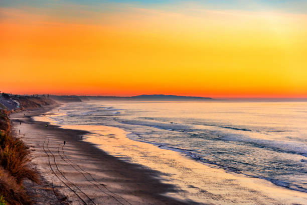 istock Southern California Beach at Sunset 1168989085