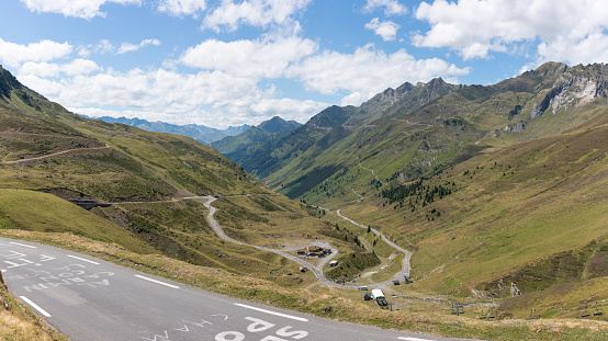 Panoramic view of the ascent by road to the tourmalet col