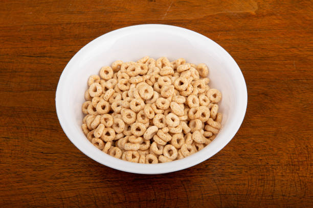istock A Bowl of Toasted Oat Cereal 1168999788