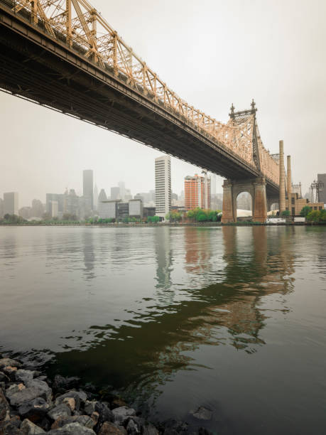 istock Queensboro Bridge With Manhattan Skyline 1169029622