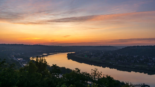 istock Sunrise Over the Ohio River 1169043694