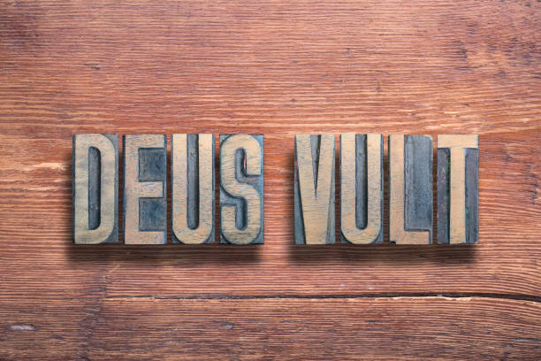 istock Deus Fills Wood 1169076892