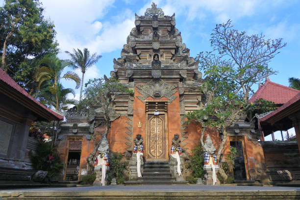 istock Ubud Palace Bali Indonesia 1169089293