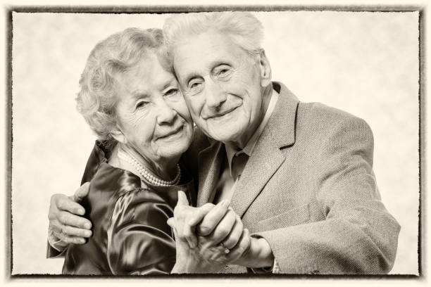 istock Vintage - senior couple dancing 1169094908