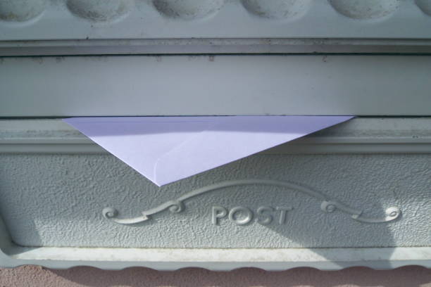 istock A letter in the mailbox 1169124008