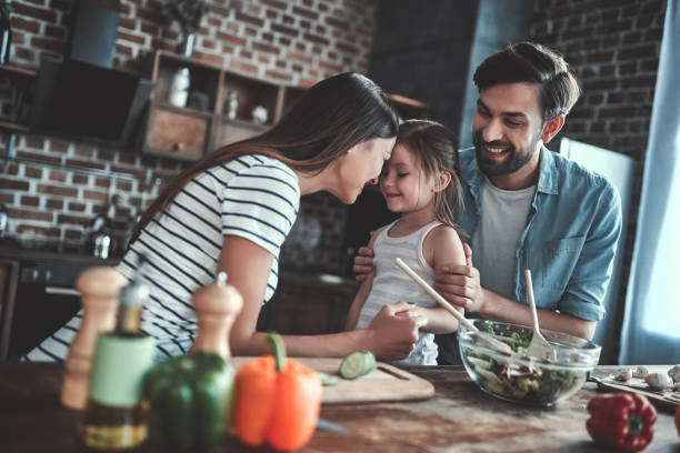 istock Family on kitchen 1169134581