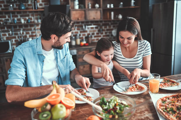 istock Family on kitchen 1169134911