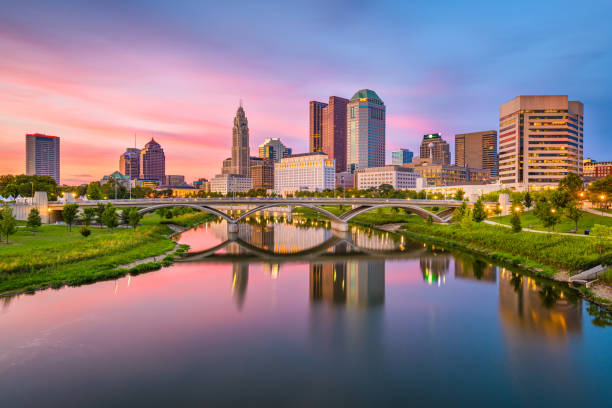 Columbus, Ohio, USA skyline on the river Columbus, Ohio, USA skyline on the river at dusk. midwest usa photos stock pictures, royalty-free photos & images