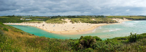 istock Gannel estuary and Crantock Beach 1169161106