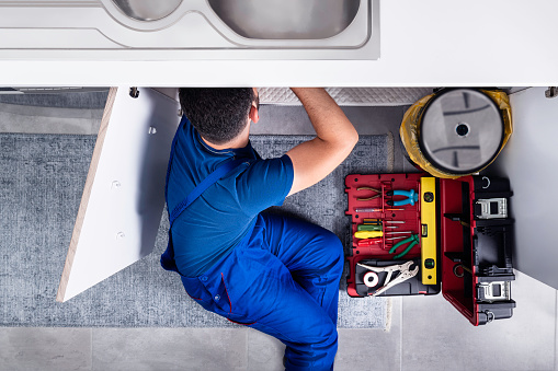 Plumber, Sink, Repairman, Kitchen, Water Pipe