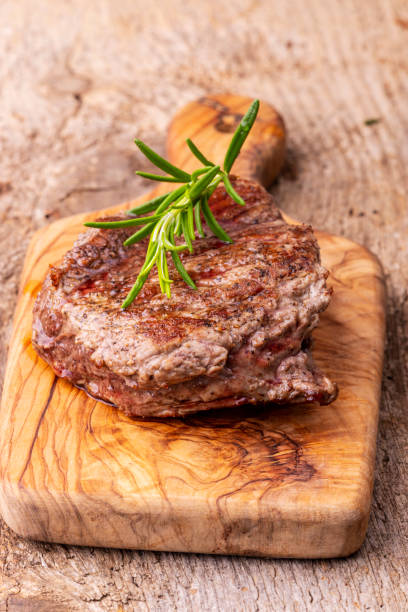 구운 스테이크 - steak close up grilled skirt steak 뉴스 사진 이미지