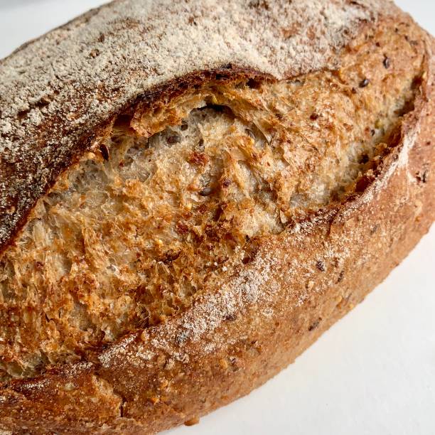 pan de siete granos - food mobilestock bread brown bread fotografías e imágenes de stock