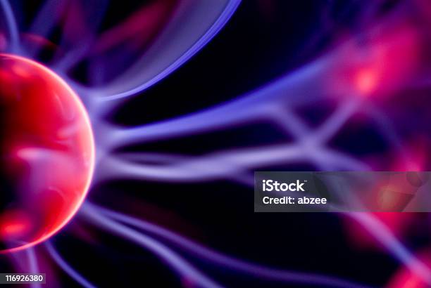 Плазме Лампа — стоковые фотографии и другие картинки Атом - Атом, Производство топлива и электроэнергии, Фиолетовый