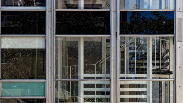 istock Reflection of a building in downtown San Francisco 1169273088