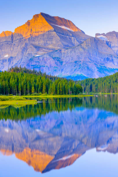 glacier-nationalpark in montana usa - us glacier national park stock-fotos und bilder