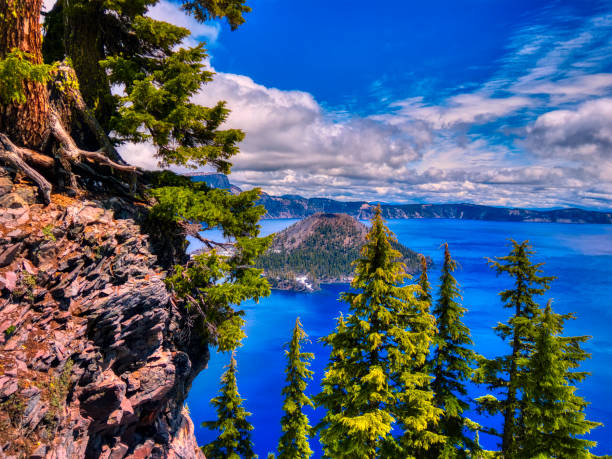 istock Crater Lake | Oregon 1169349373