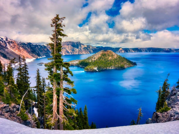 istock Crater Lake | Oregon 1169349892