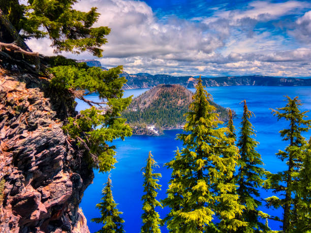 istock Crater Lake | Oregon 1169349951