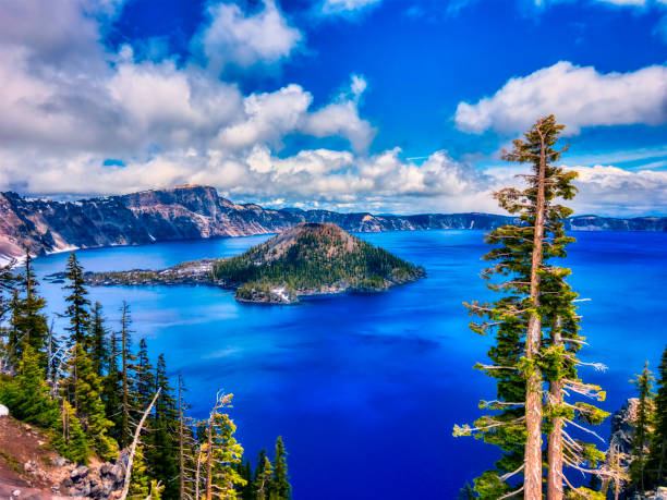 istock Crater Lake | Oregon 1169350079
