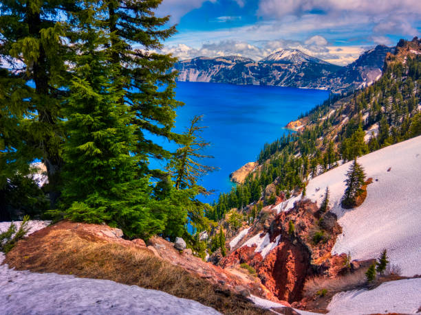 istock Crater Lake | Oregon 1169350295