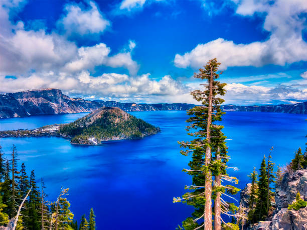 istock Crater Lake | Oregon 1169350308