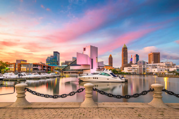 istock Cleveland, Ohio, USA Skyline 1169354276