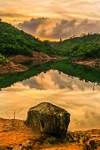 wasserreservoir-bei-sonnenuntergang.jpg?b=1&s=170x170&k=20&c=Hyr1zXifIG4YYh5kBuDaGeznv3q_hEf87MdBJBvq3Mc=