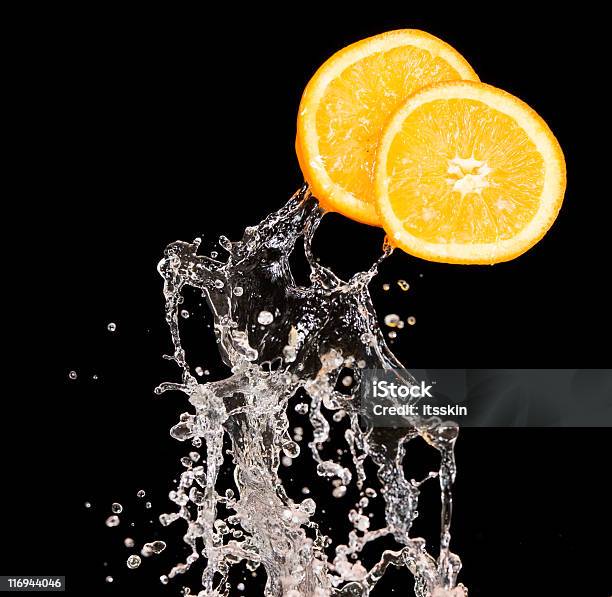 オレンジ色 - しぶきのストックフォトや画像を多数ご用意 - しぶき, しぶきを上げる, レモン