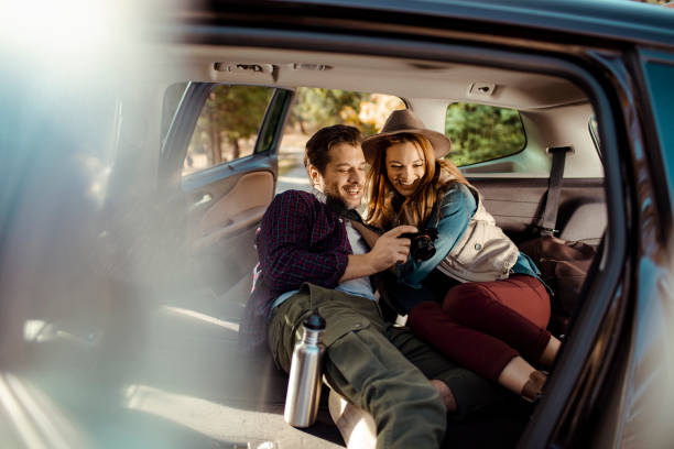 istock Couple taking pictures 1169479183