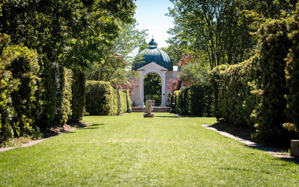 istock New Orleans Botanical Garden 1169483215