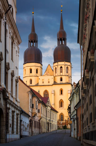 trnava - trnava fotografías e imágenes de stock