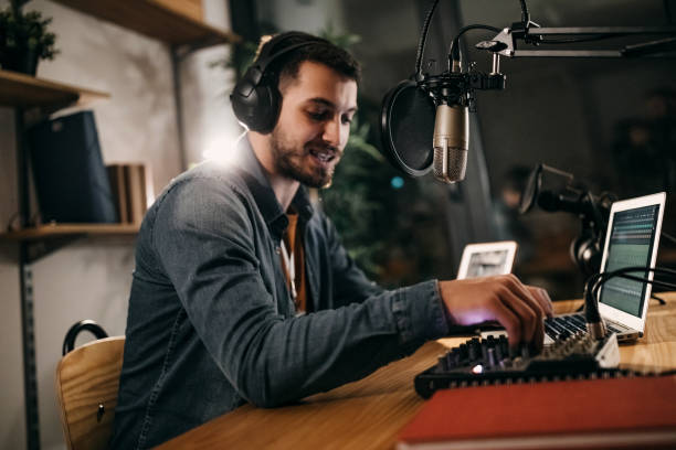 istock I will tell a joke now 1169515333