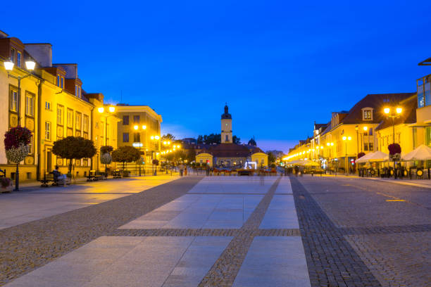 istock Kosciusko Main Square with Town Hall in Bialystok at night 1169529210