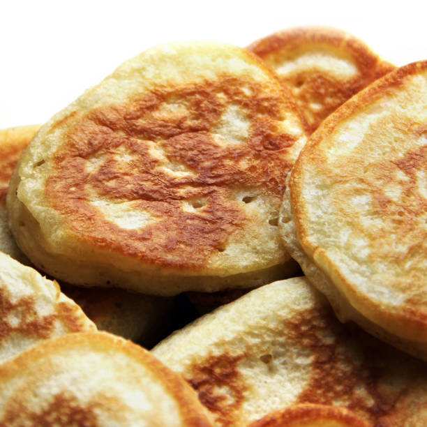 pancakes on white background - tree isolated maple tree green imagens e fotografias de stock