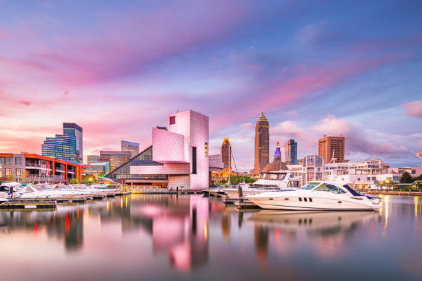 istock Cleveland, Ohio, USA Skyline 1169572267