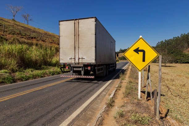istock Vertival sginage in brazilian highway 1169603930