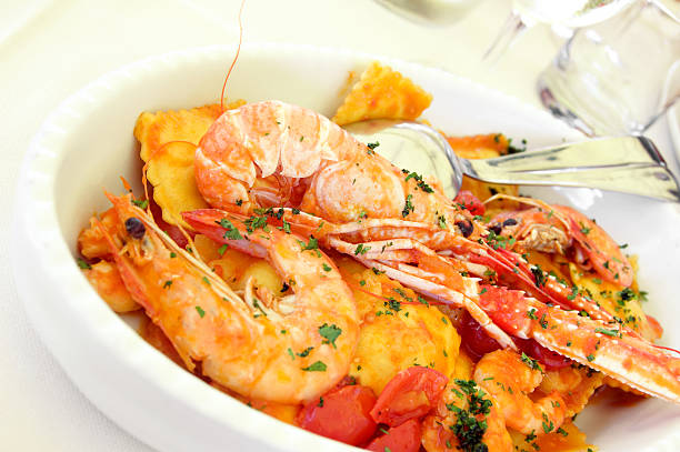 istock Pasta and seafood 116964866