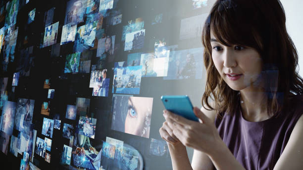 istock Social networking service concept. Streaming video. Video library. 1169711588