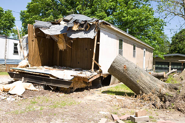 istock Trailer House Damaged By Tornado 116972862