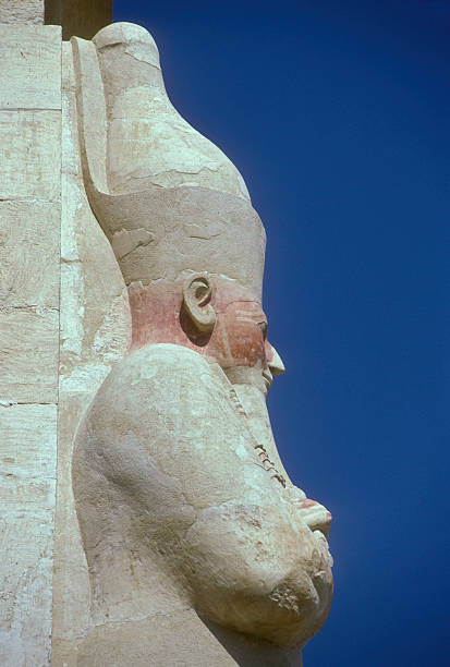istock statue of queen Hatshepsut, Luxor, Egypt 116973273