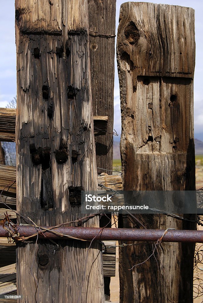 Old madera valla - Foto de stock de Accesibilidad libre de derechos