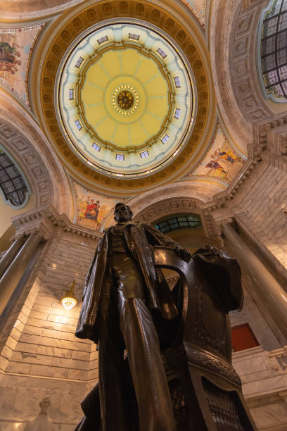 istock Lincoln Statue in Kentucky State Capitol Building 1169820760
