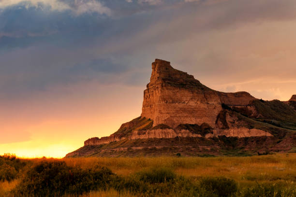 istock Sunset at Scottsbluff National Monument 1169836609