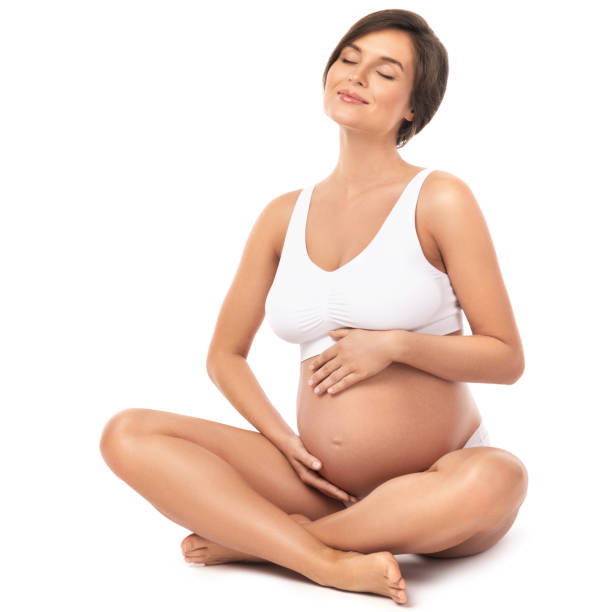 zwangere vrouw op witte achtergrond - pregnant isolated on white stockfoto's en -beelden