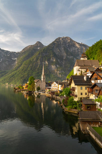 istock Hallstatt village on Hallstatter lake 1169933054